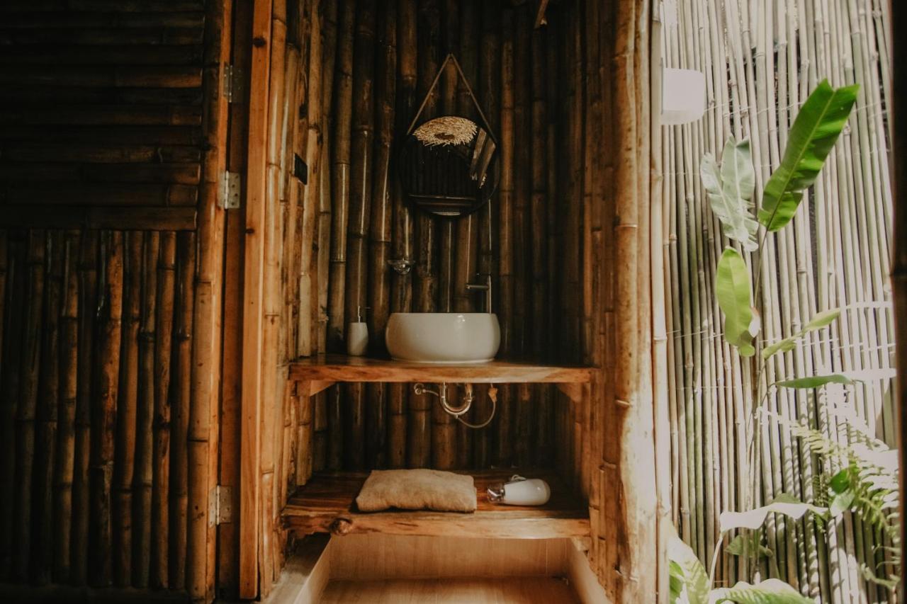 Вілла Treehouse De Valentine Balamban Екстер'єр фото